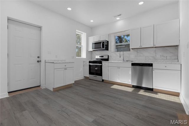 1500 E Linton Avenue, St Louis, MO 63107