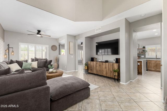 3432 W STEINBECK Drive, Anthem, AZ 85086