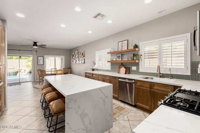 3432 W STEINBECK Drive, Anthem, AZ 85086