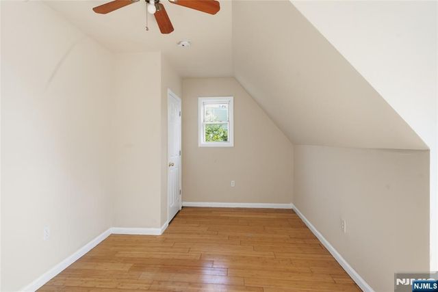 26-28 Seymour Avenue 3, Newark, NJ 07108