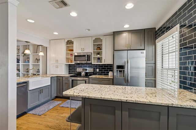 5220 S RUSSELL STREET 36, Tampa, FL 33611