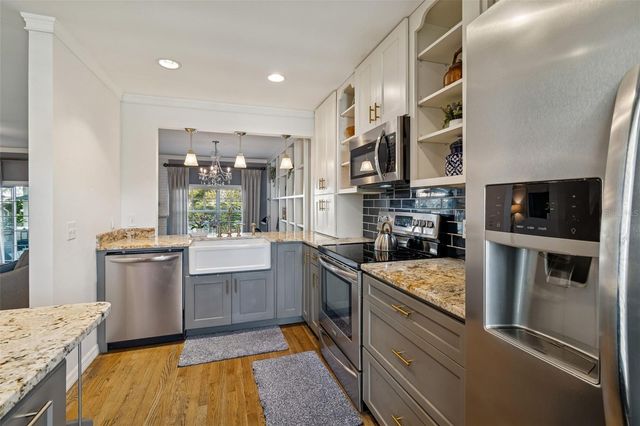 5220 S RUSSELL STREET 36, Tampa, FL 33611