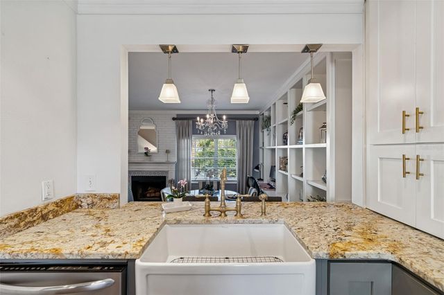 5220 S RUSSELL STREET 36, Tampa, FL 33611