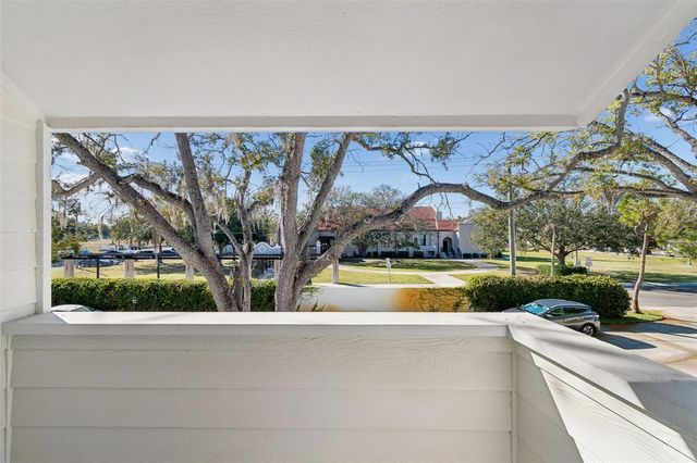 5220 S RUSSELL STREET 36, Tampa, FL 33611