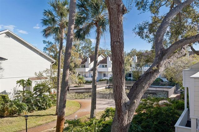 5220 S RUSSELL STREET 36, Tampa, FL 33611