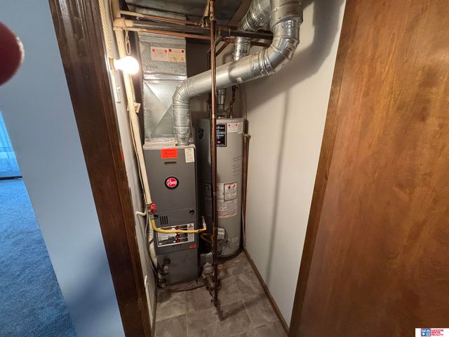 4712 Livingston Place, Lincoln, NE 68510