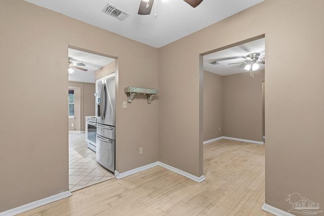 6036 W Shore Dr, Pensacola, FL 32526