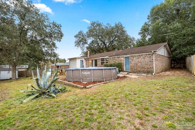 6036 W Shore Dr, Pensacola, FL 32526