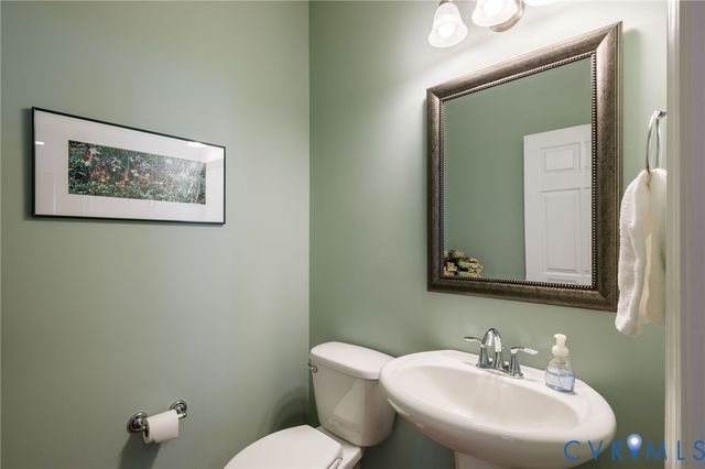 1686 Centerville Parke Ln, Manakin Sabot, VA 23103