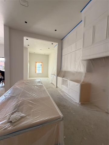 4727 Waring Street, Houston, TX 77027