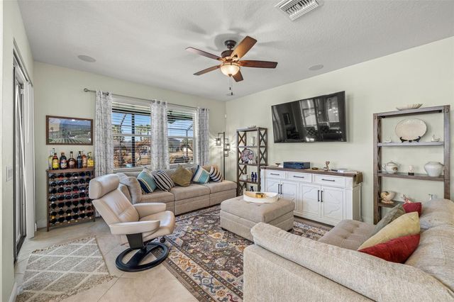 11518 LAKE LUCAYA DRIVE, Riverview, FL 33579