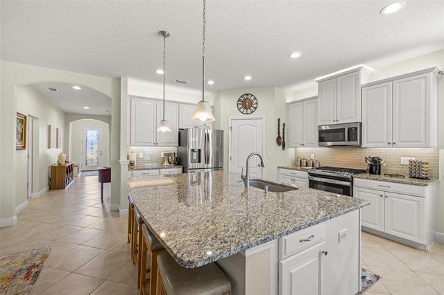 11518 LAKE LUCAYA DRIVE, Riverview, FL 33579