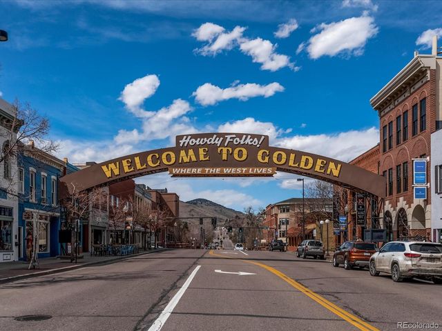601 Cheyenne Street 201, Golden, CO 80403