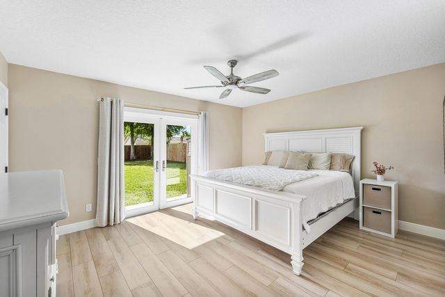 144 Cordoba Circle, Royal Palm Beach, FL 33411