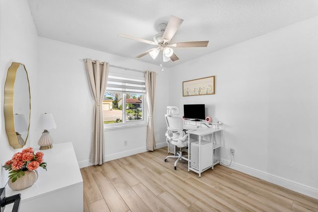 144 Cordoba Circle, Royal Palm Beach, FL 33411