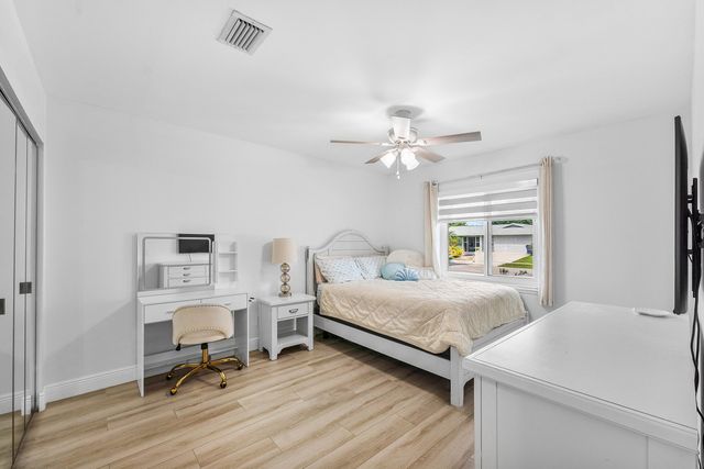 144 Cordoba Circle, Royal Palm Beach, FL 33411