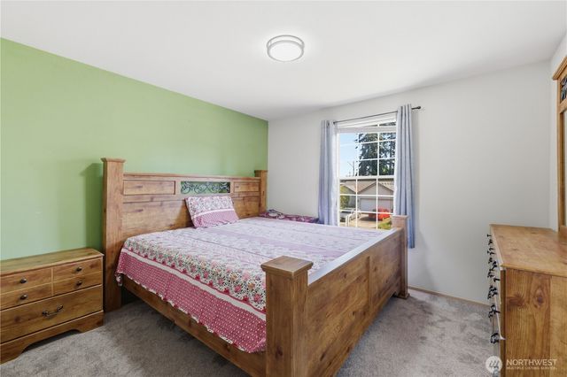 15942 SE Quail Meadows Court SE, Yelm, WA 98597