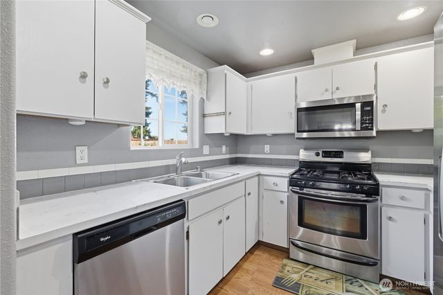 15942 SE Quail Meadows Court SE, Yelm, WA 98597