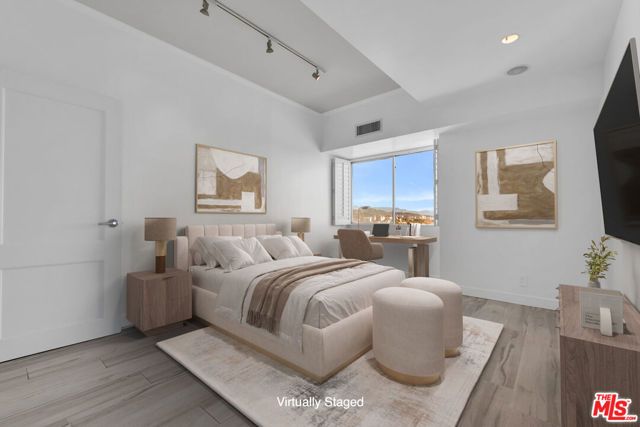 1155 N La Cienega Boulevard 1106, West Hollywood, CA 90069