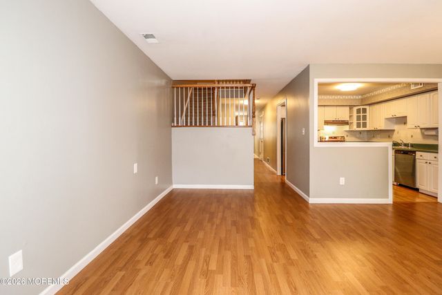 604 Randall Way, Aberdeen, NJ 07747