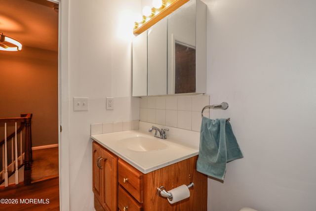 604 Randall Way, Aberdeen, NJ 07747