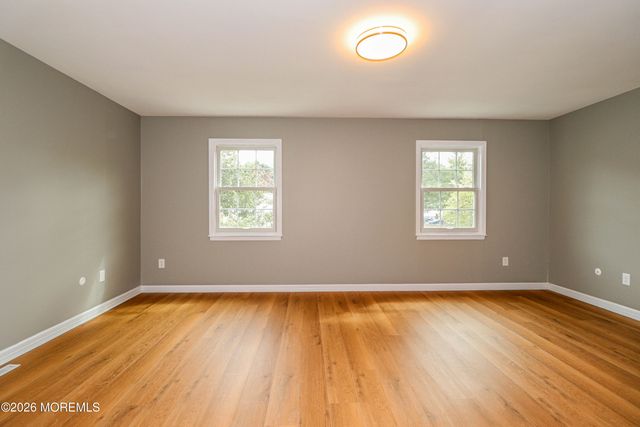 604 Randall Way, Aberdeen, NJ 07747