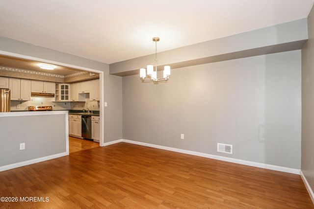 604 Randall Way, Aberdeen, NJ 07747