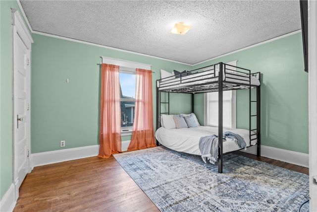 1720 2nd Avenue SE, Cedar Rapids, IA 52403