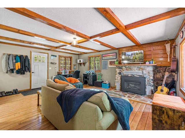 21 Breezewood Ln, Black Hawk, CO 80422