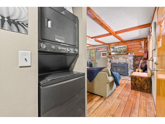 21 Breezewood Ln, Black Hawk, CO 80422