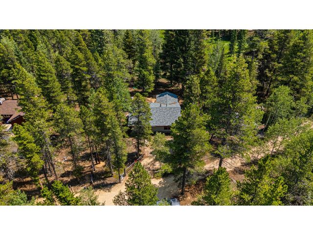 21 Breezewood Ln, Black Hawk, CO 80422