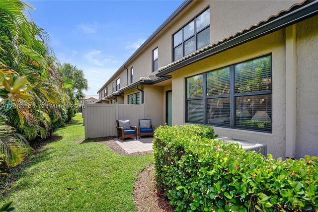 8193 Cinch Way, Lake Worth, FL 33467