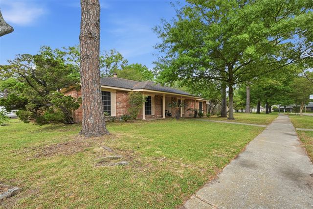 11503 Chetman Drive, Houston, TX 77065