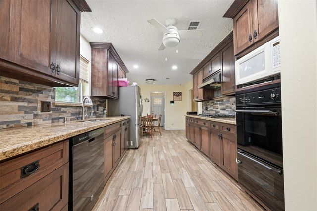 11503 Chetman Drive, Houston, TX 77065