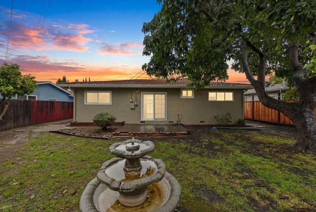 2536 Pilot Knob Drive, Santa Clara, CA 95051