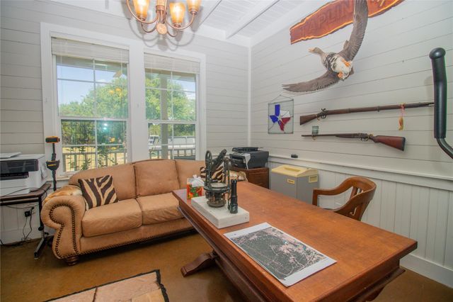 4237 County Road 330, Burnet, TX 78611