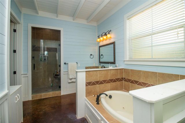 4237 County Road 330, Burnet, TX 78611