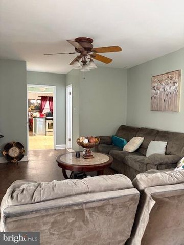 205 EDGEWOOD DRIVE, Wilmington, DE 19809