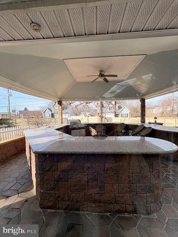 205 EDGEWOOD DRIVE, Wilmington, DE 19809