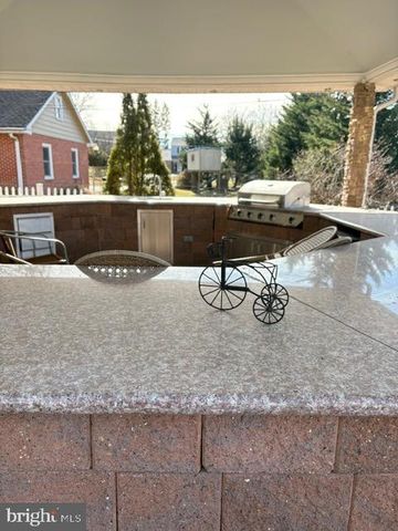 205 EDGEWOOD DRIVE, Wilmington, DE 19809