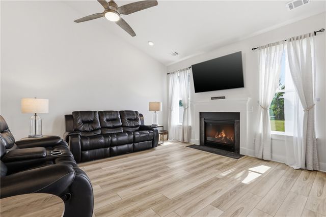 123 Ives Way, Piedmont, SC 29673