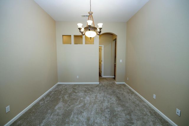 446 1St, Escalon, CA 95320