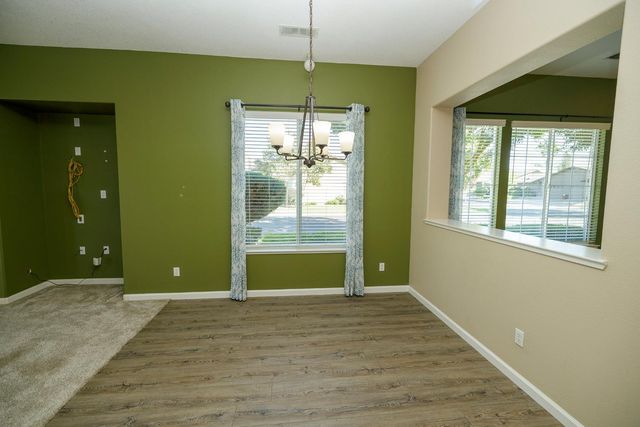 446 1St, Escalon, CA 95320