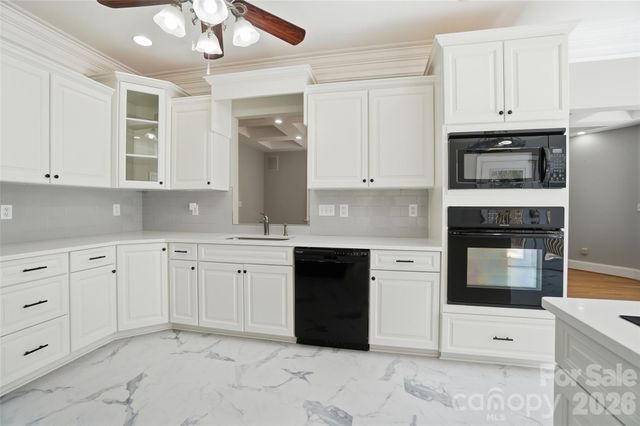 1940 S Mint Street, Charlotte, NC 28203