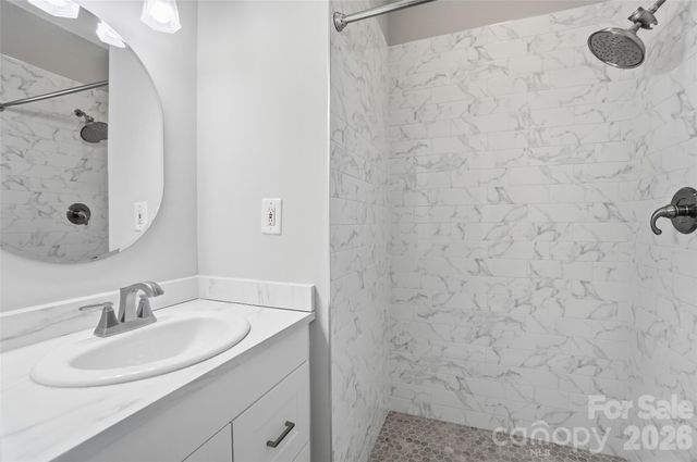 1940 S Mint Street, Charlotte, NC 28203