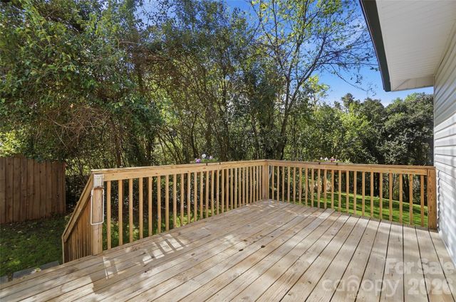 1940 S Mint Street, Charlotte, NC 28203