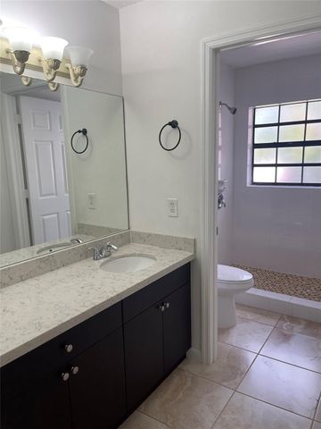 13761 Newport Manor, Davie, FL 33325
