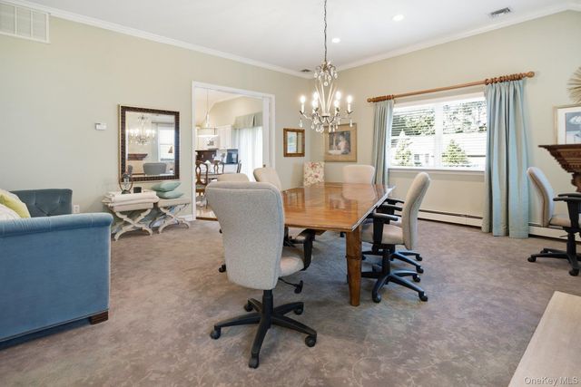 250 Montauk Highway, East Moriches, NY 11940