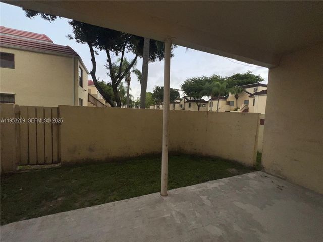 8831 SW 130th Pl 106, Miami, FL 33186