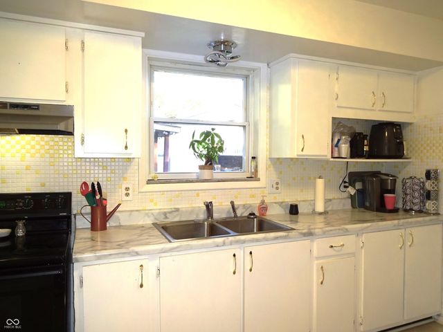 8401 Alan Drive, Camby, IN 46113